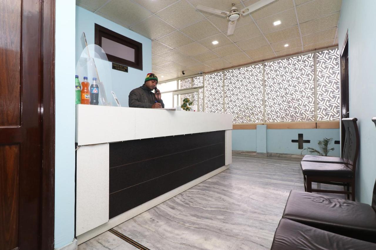 בארילי Oyo Hotel Ayaan מראה חיצוני תמונה