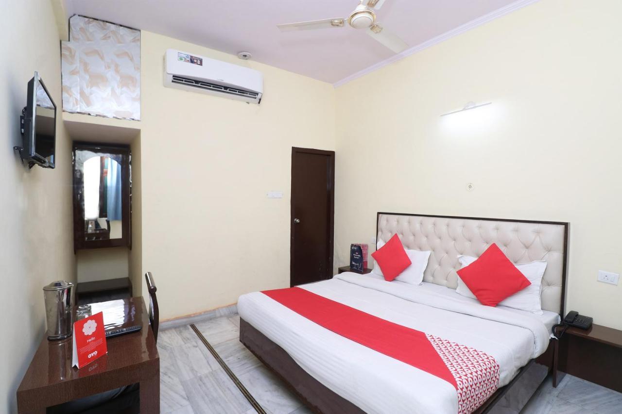 בארילי Oyo Hotel Ayaan מראה חיצוני תמונה